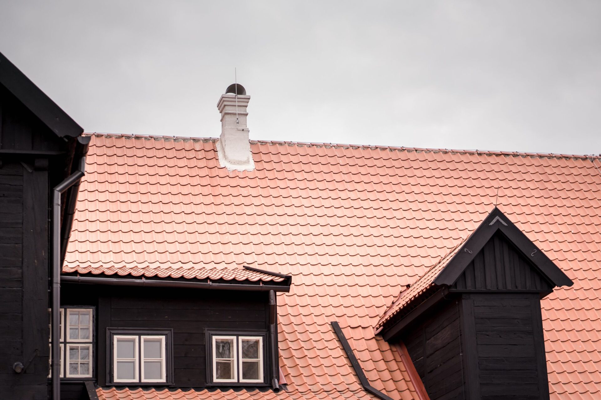 Liepājā restaurēta Hoijeres kundzes viesnīcas ēka