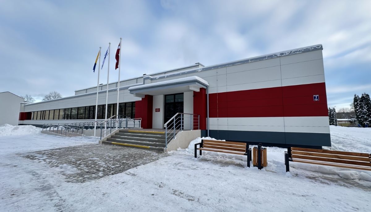 Iecavā ekspluatācijā nodota sporta skola un sociālo pakalpojumu centra ēka