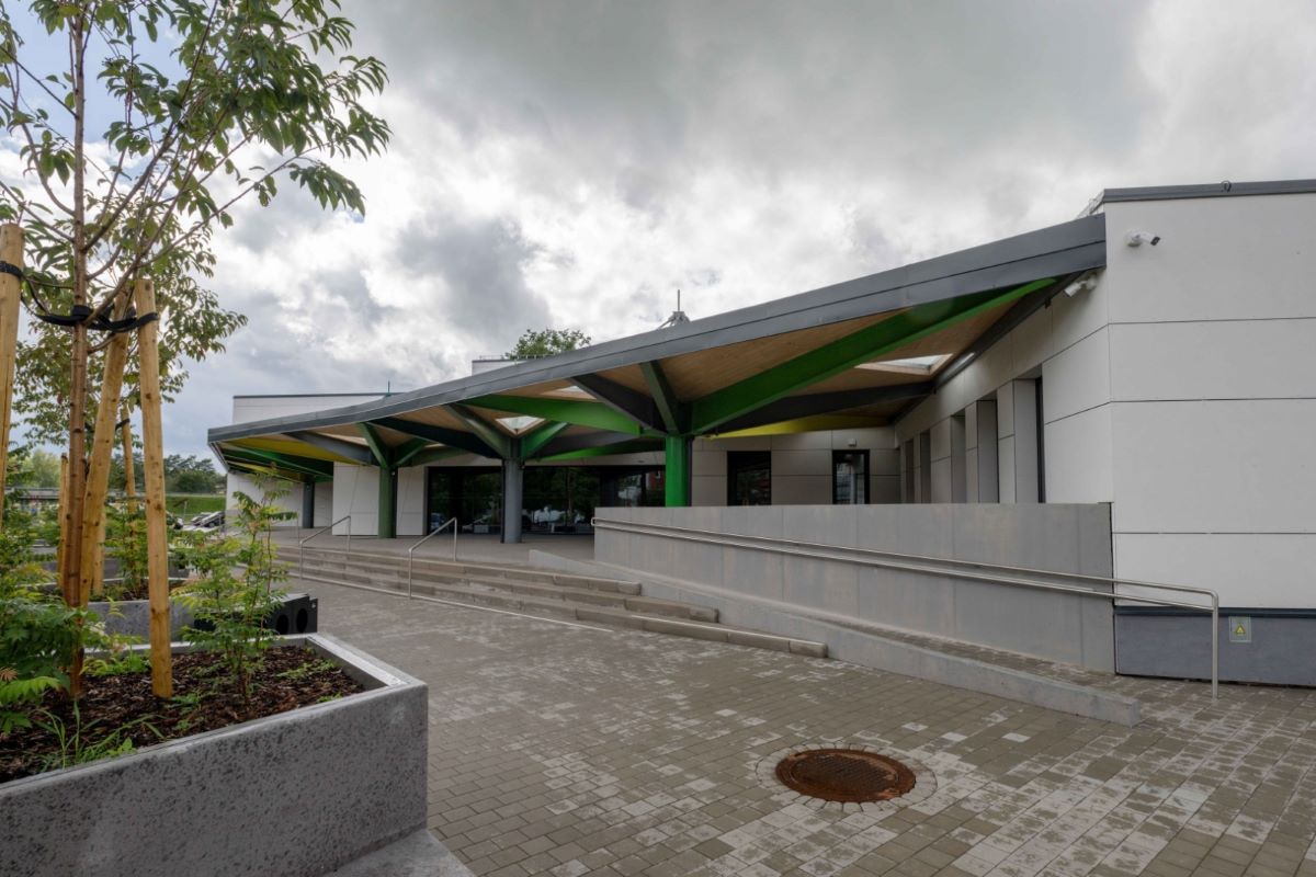 Pēc pārbūves atklāts daudzfunkcionālais pakalpojumu centrs Ikšķilē