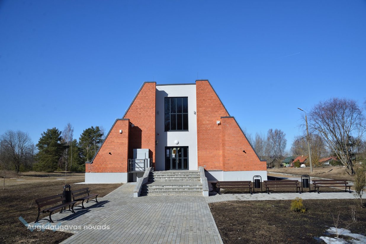 Ekspluatācijā pieņemta atjaunotā Ilūkstes kapliča