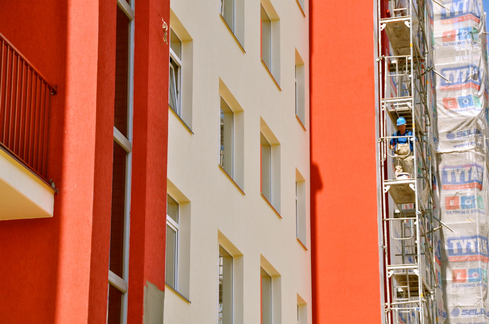 Kā veicas ar valsts pārvaldes ēku energoefektivitāti?