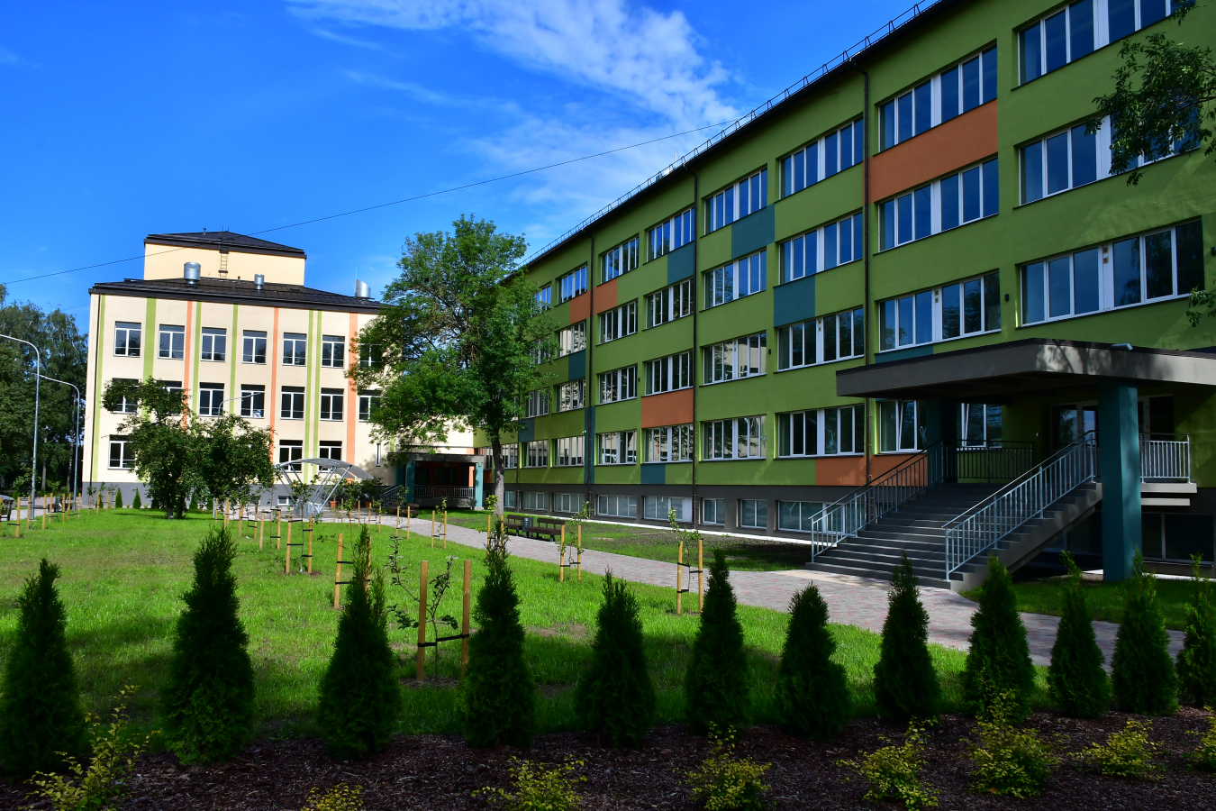 Pēc rekonstrukcijas svinīgi atklāta Jēkabpils 2.vidusskola