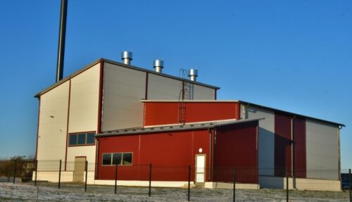 Jēkabpilī atklāta jaunā biomasas katlu māja