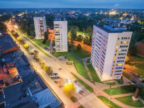 Jelgavā modernizēti 70 procenti no ielu apgaismojuma tīkla