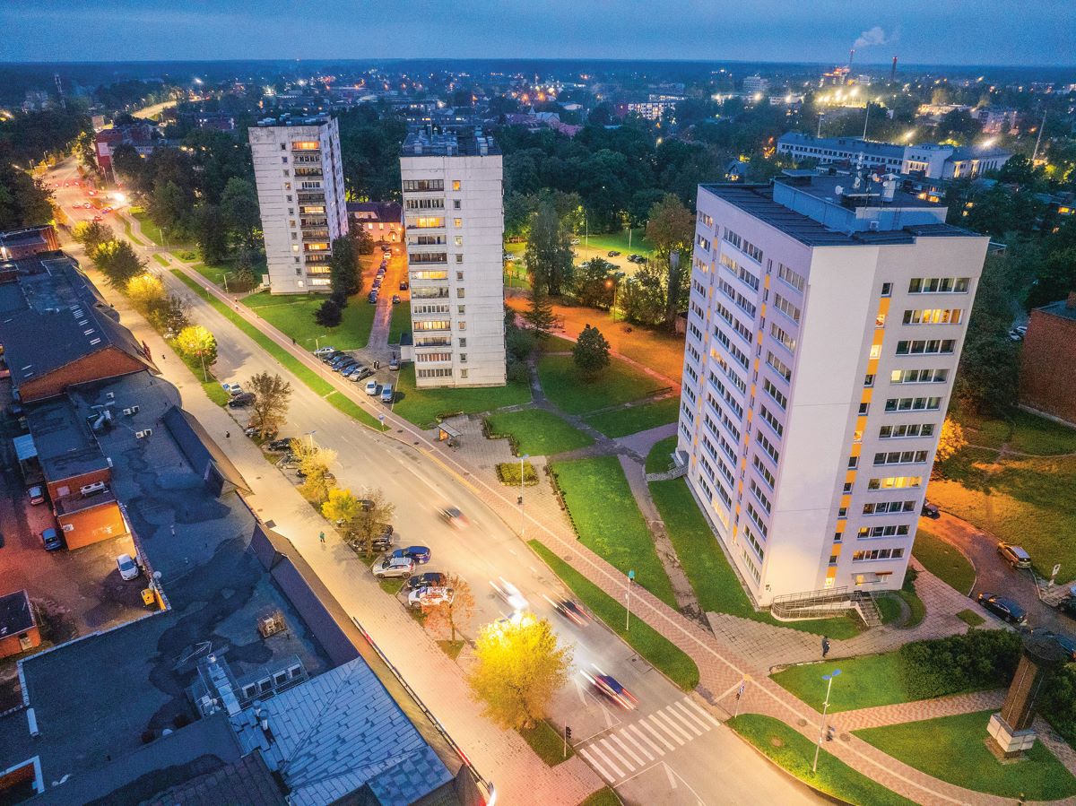 Jelgavā modernizēti 70 procenti no ielu apgaismojuma tīkla