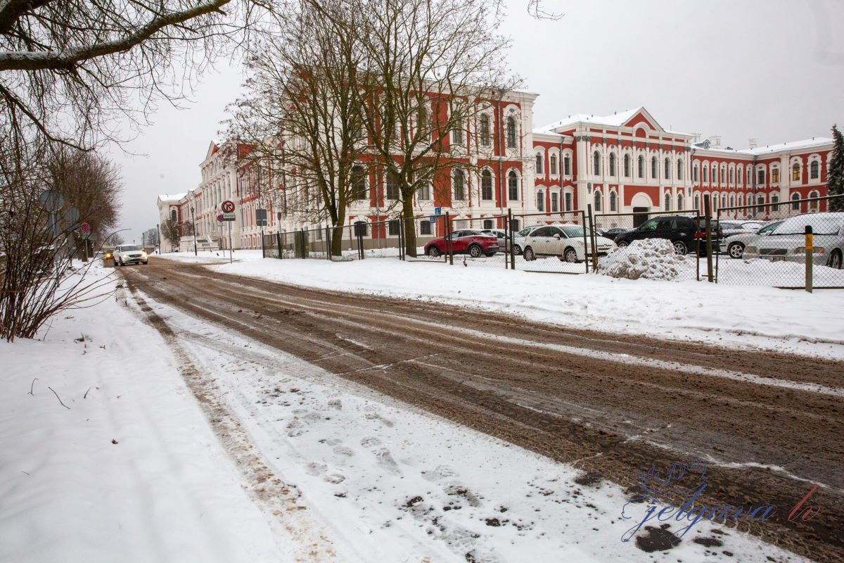 Jelgavā sākas apjomīgi Pilssalas ielas pārbūves darbi