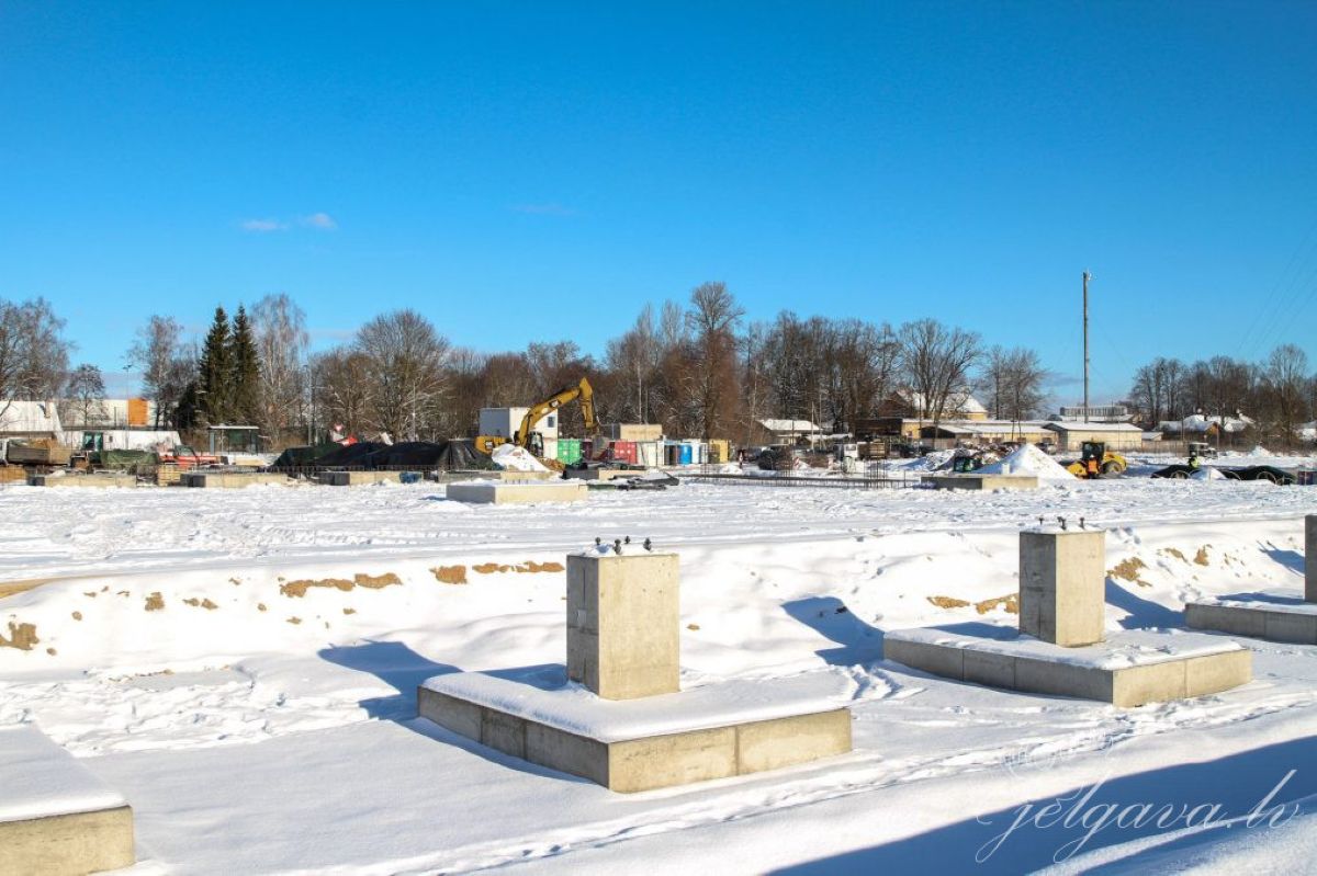 Notiek aktīvi topošās zirņu proteīna rūpnīcas būvdarbi Jelgavā