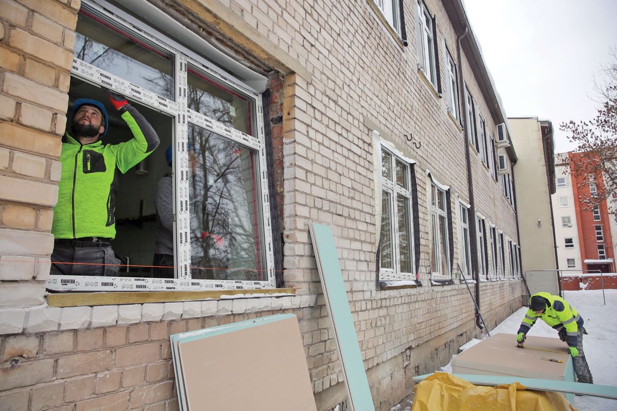 Sākta Zemgales reģiona Kompetenču attīstības centra ēkas siltināšana