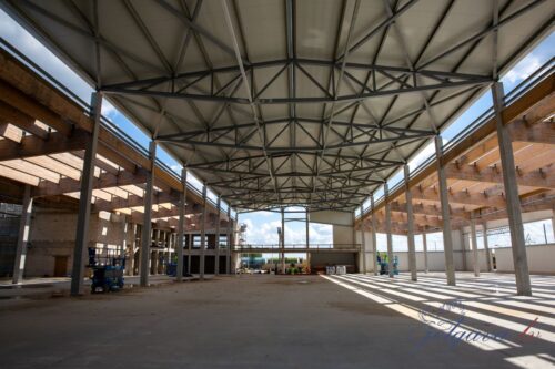 Nobeigumam tuvojas Jelgavas tirgus jaunās ēkas būvniecība