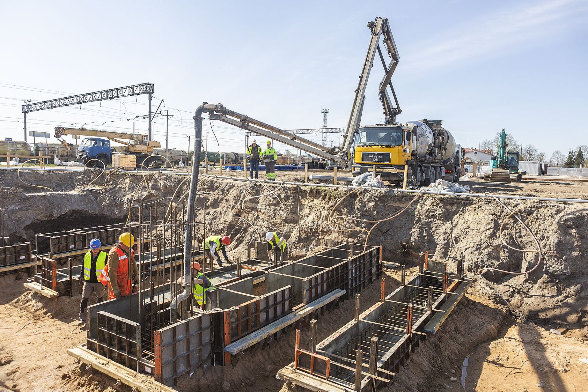 Jaunā Jelgavas tirgus būvniecību sola pabeigt rudenī