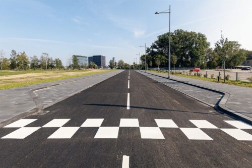 Ekspluatācijā nodotas divas par privātiem līdzekļiem izbūvētas ielas Rīgā