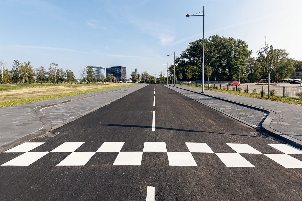 Ekspluatācijā nodotas divas par privātiem līdzekļiem izbūvētas ielas Rīgā