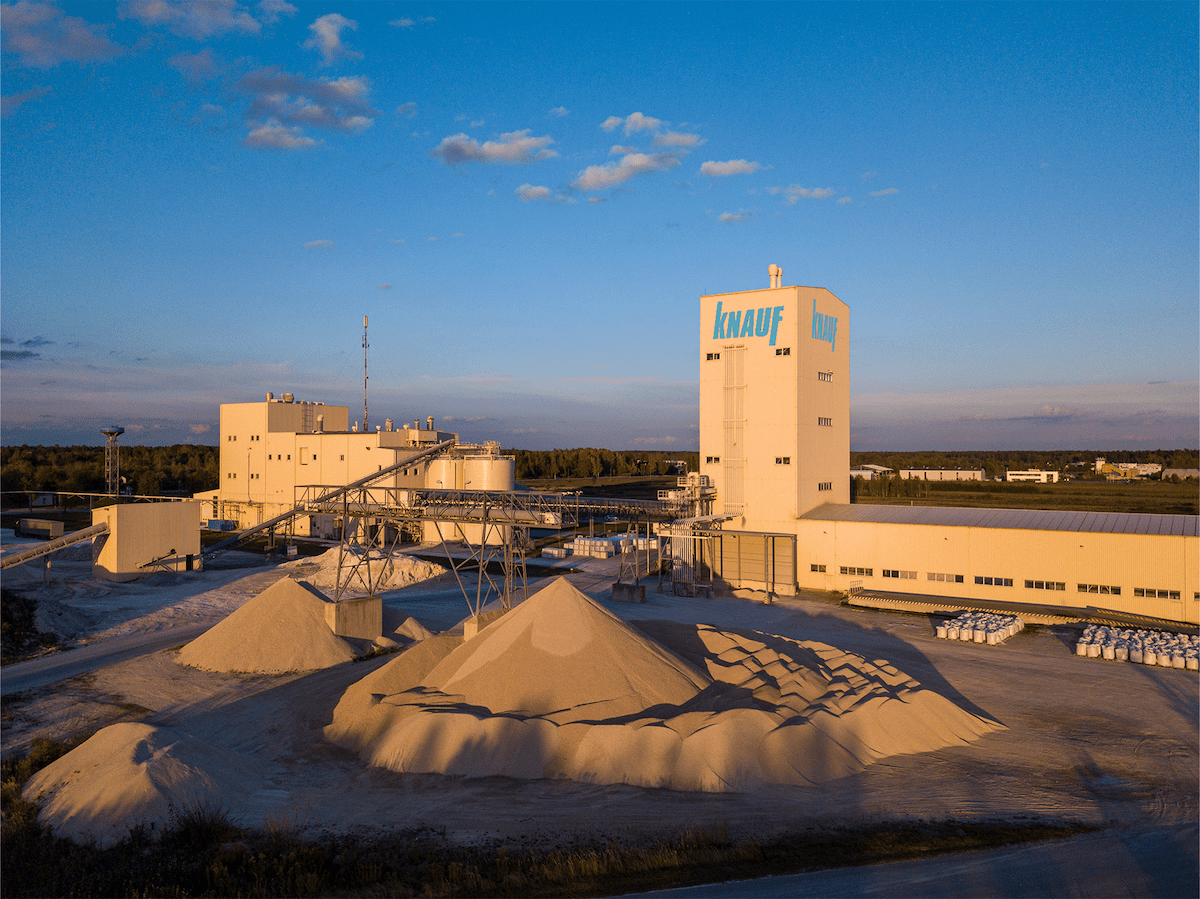 “Knauf” investē ģipša plākšņu ilgtspējīgākā ražošanas procesā