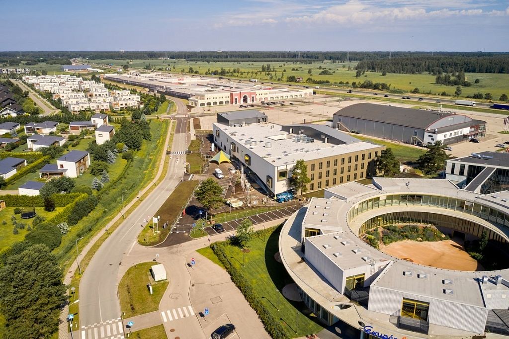 “Skonto Prefab” pabeidzis darbu pie starptautiskās koledžas projekta Piņķos