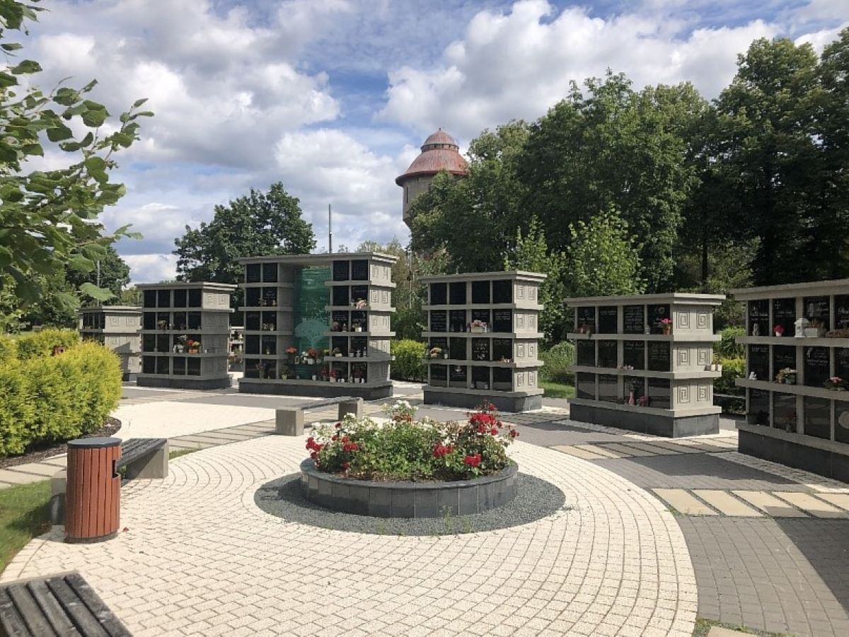 Plānots būvēt jaunu kolumbāriju Rīgas Meža kapos