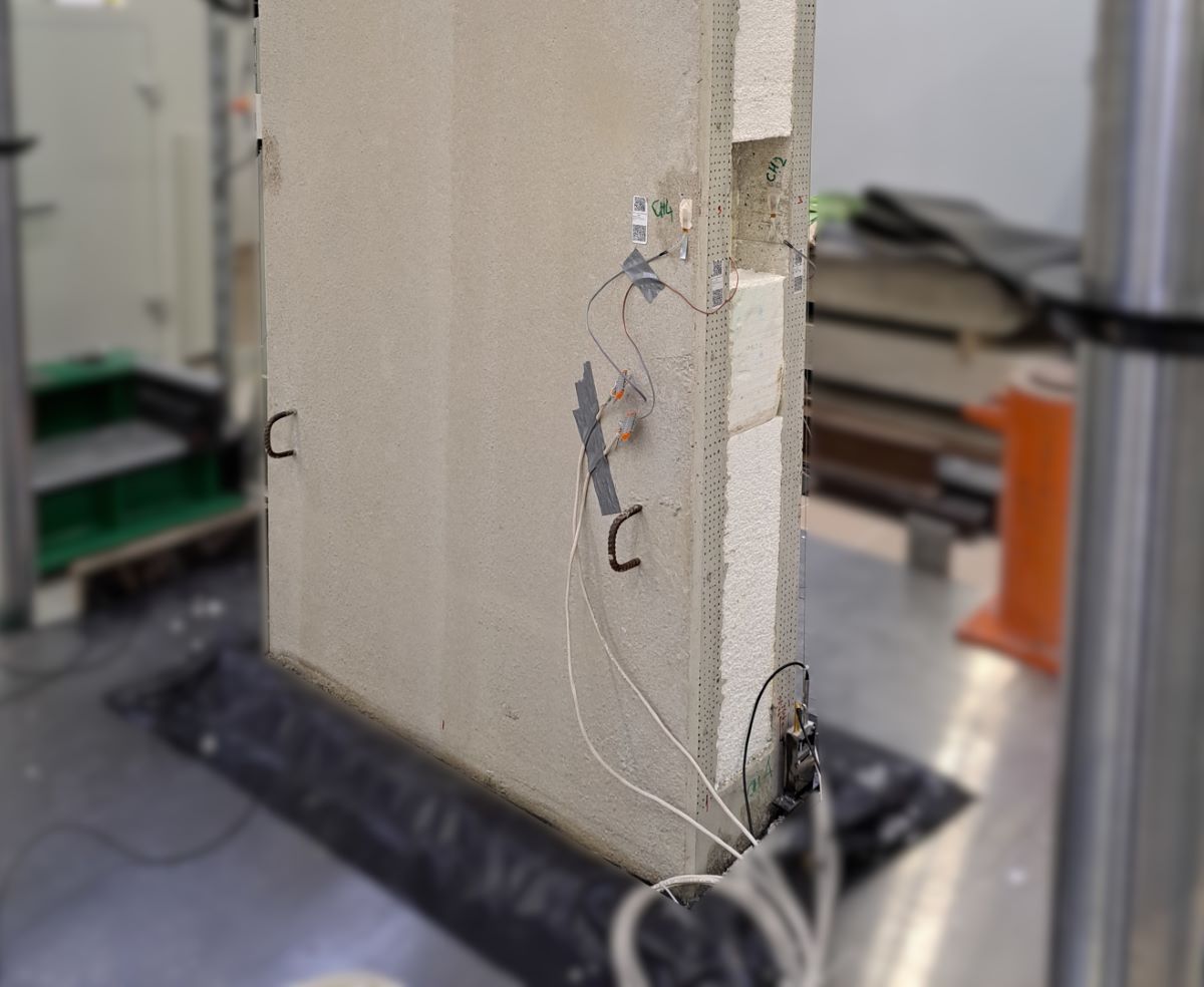 Iepazīstinās ar īsšķiedru cementa kompozītu izmantošanu konstrukcijās