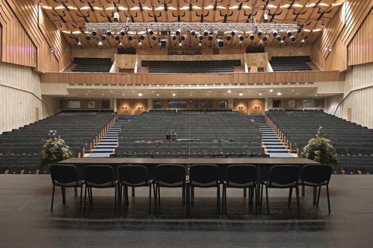 Varētu apturēt Kongresu nama pārveides procesu