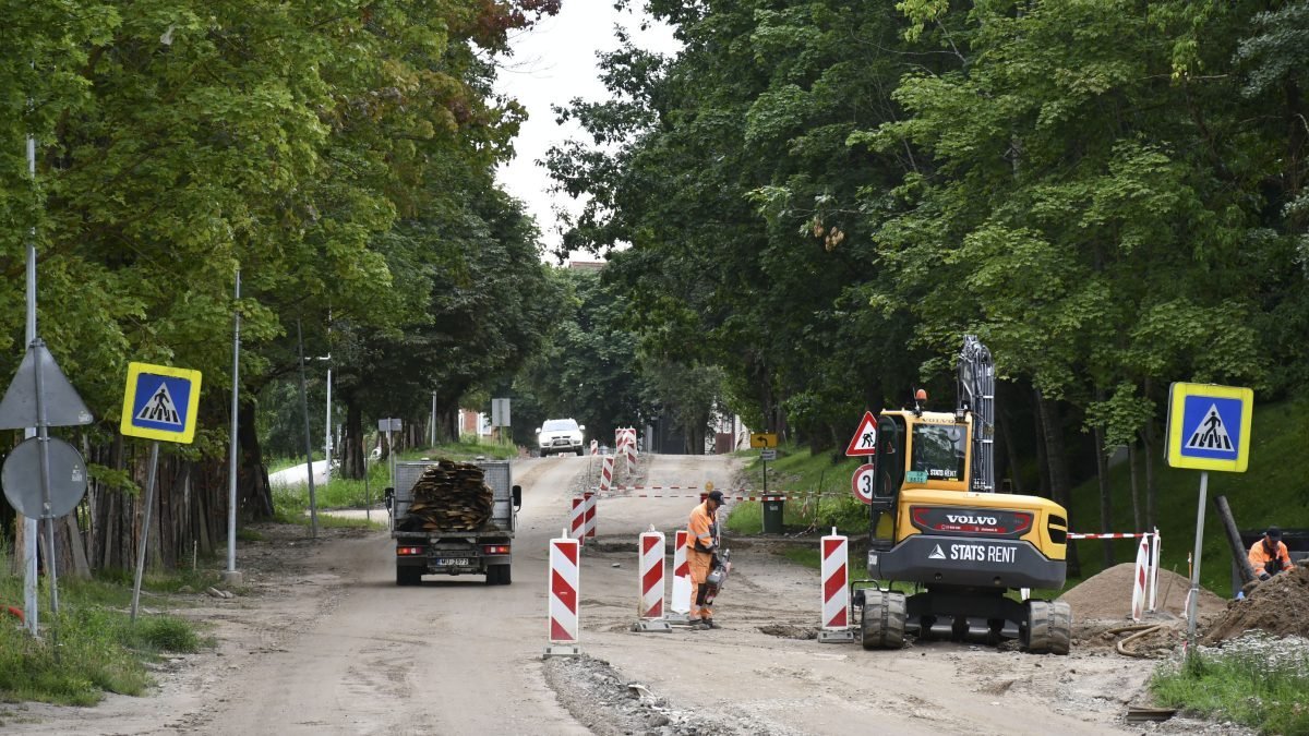 Kuldīgā veic apjomīgu piecu ielu pārbūvi teju divu kilometru garumā