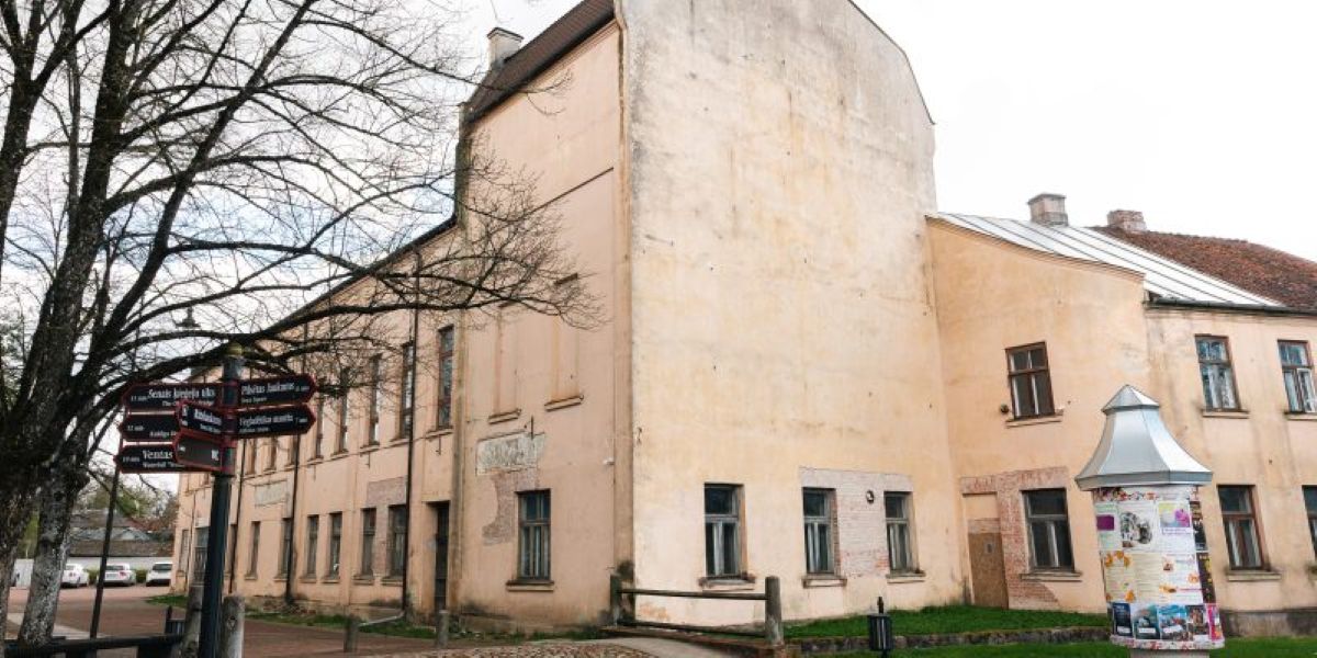 Kuldīgā cer atjaunot Kultūras un mantojuma centra ēku kompleksu