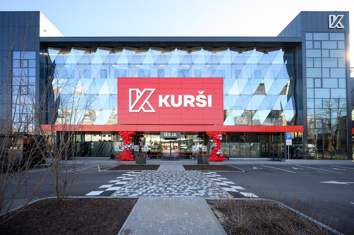 Pēc pārbūves Rīgā atklāts veikals “Kurši” Brīvības gatvē