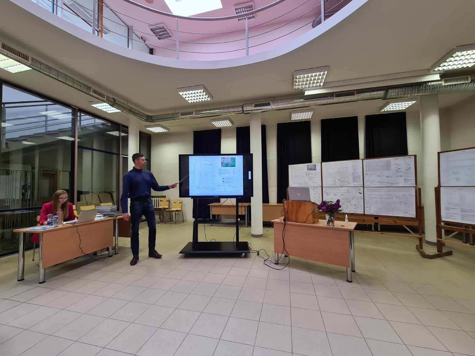 Jaunie būvspeciālisti diplomdarbus aizstāv attālināti