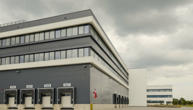 Ekspluatācijā nodota “Lidl” loģistikas centra ēka Rīgā