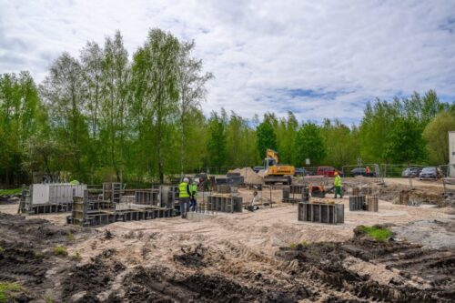 Tiek sākta jaunas un videi draudzīgas katlumājas būvniecība Liepājā
