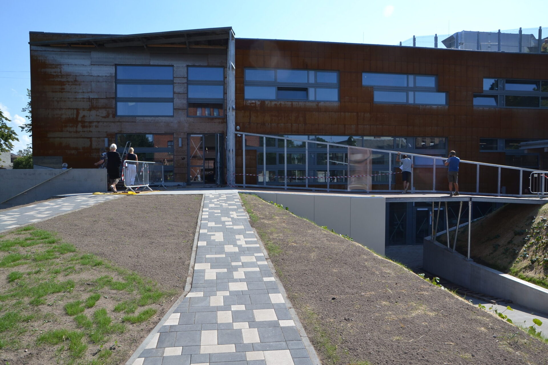 Būvdarbus Liepājas MMD vidusskolas ēkā veiks “UPTK”