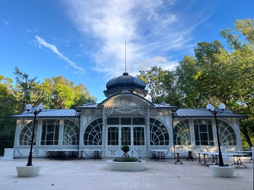 Pēc vēsturiskajām fotogrāfijām Liepājā uzbūvē restorāna ēku