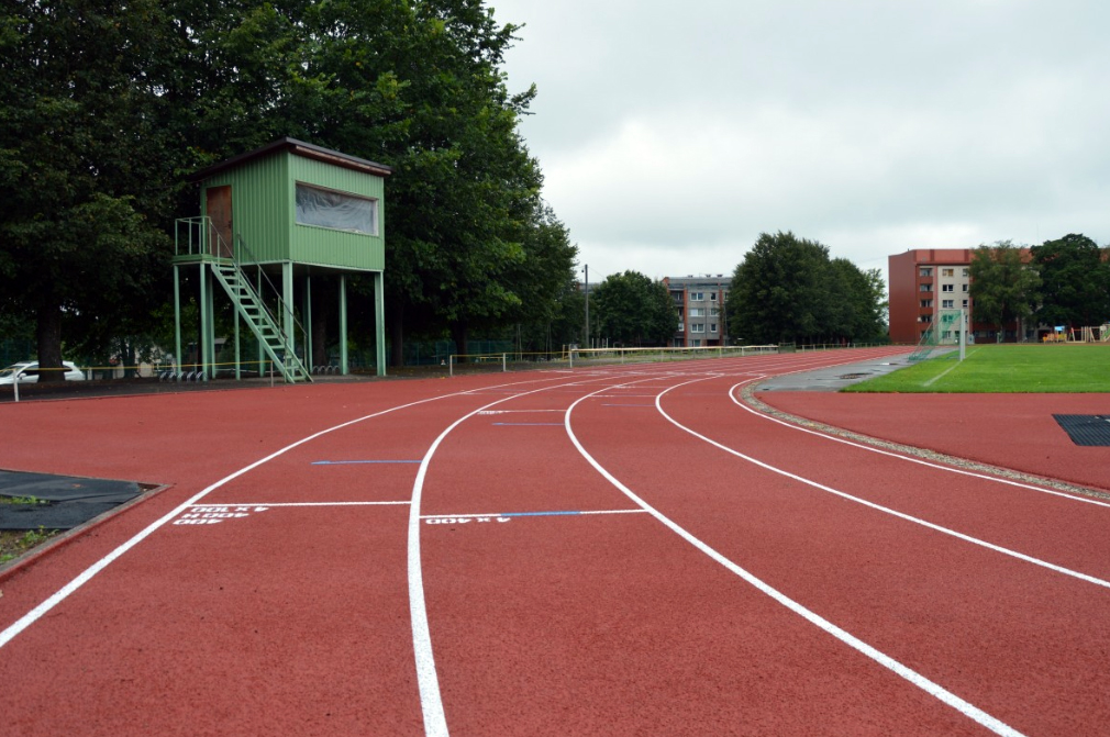 Atjaunos Limbažu pilsētas izglītības iestāžu sporta bāzi