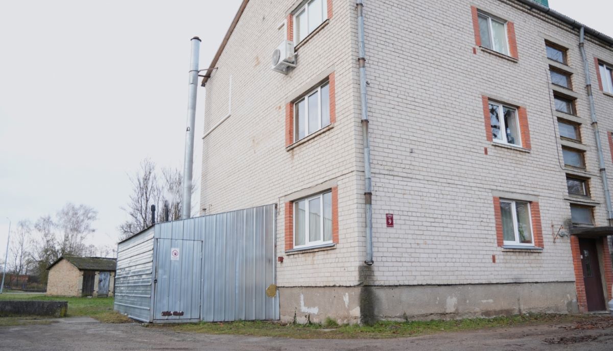 Līvbērzē noslēgusies daudzdzīvokļu mājas iekšējās siltumapgādes sistēmas pārbūve