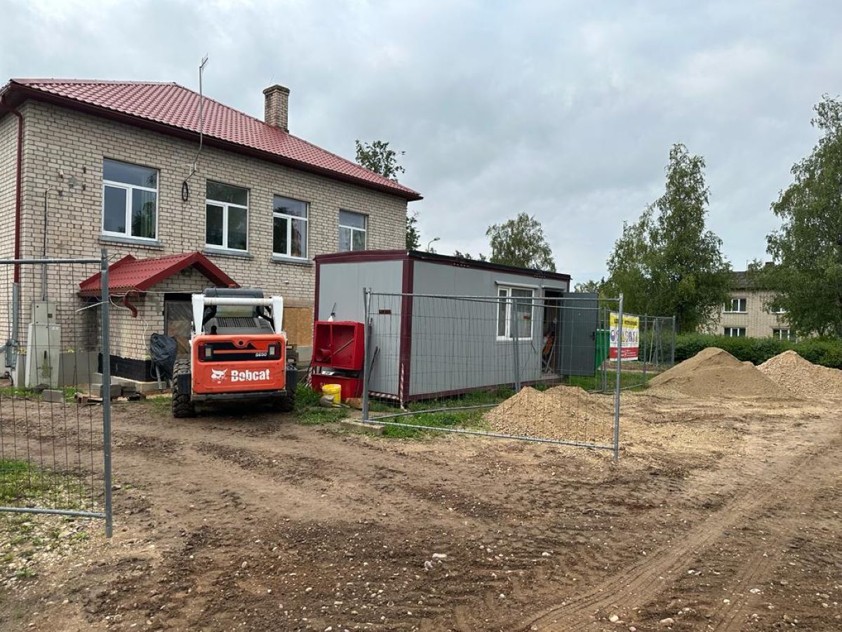 Uzlabo energoefektivitāti Madonas novada Degumnieku tautas namā