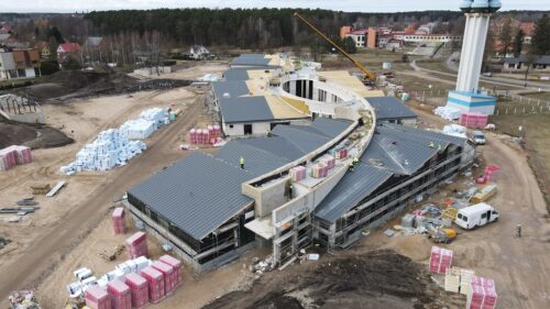 Mārupes bērnudārza jaunajai ēkai nosvinēti spāru svētki