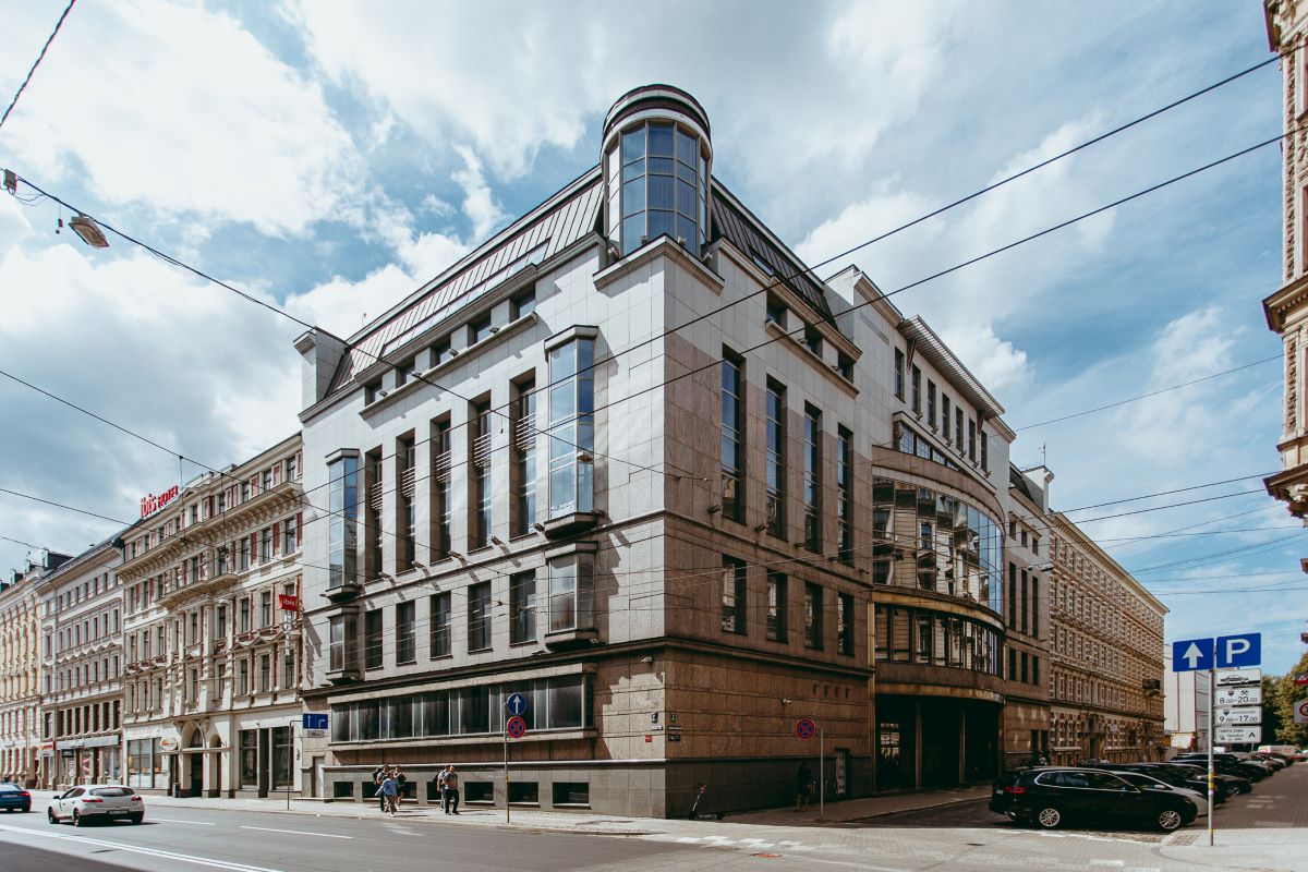 Plāno samazināt Maskavas nama izsoles sākumcenu