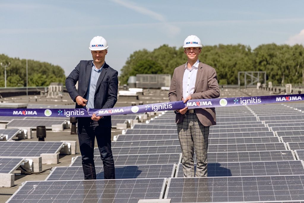 Rīgā uz lielveikala jumta ierīko saules elektrostaciju