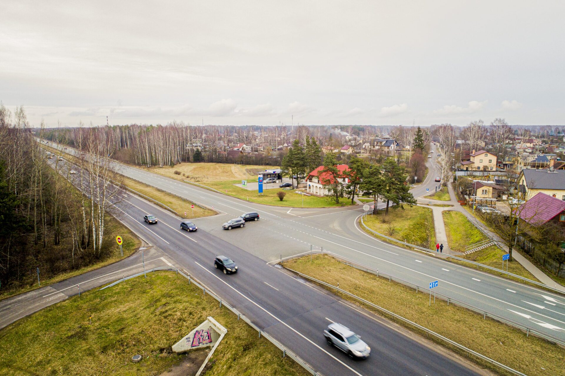 Medemciema krustojumā slēgti kreisie pagriezieni