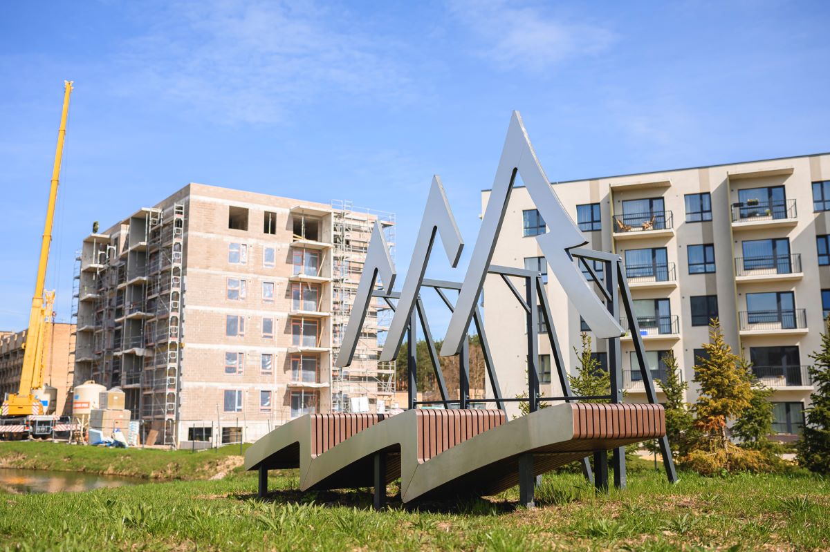 Atzīmēti spāru svētki “Merks mājas” projekta “Mežpilsēta” II kārtai