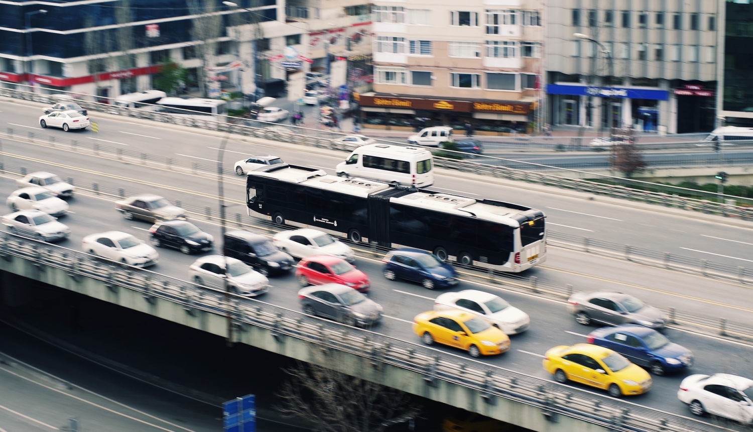 Informēs par “metrobusa” līnijas izbūves projektu Rīgā