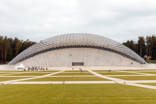 Eiropas inženieru izdevumā apraksts par Mežaparka estrādi