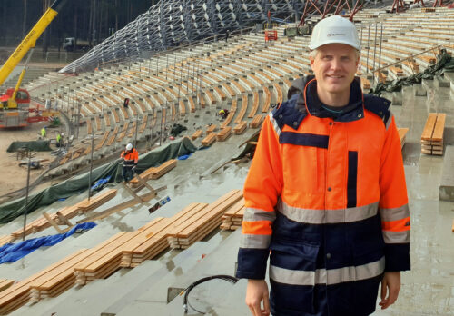 Motors, diriģents, zibensnovedējs