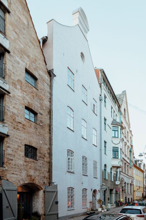 Veiksmīgi noslēgusies izsole Miesnieku ielas īpašumam Vecrīgā