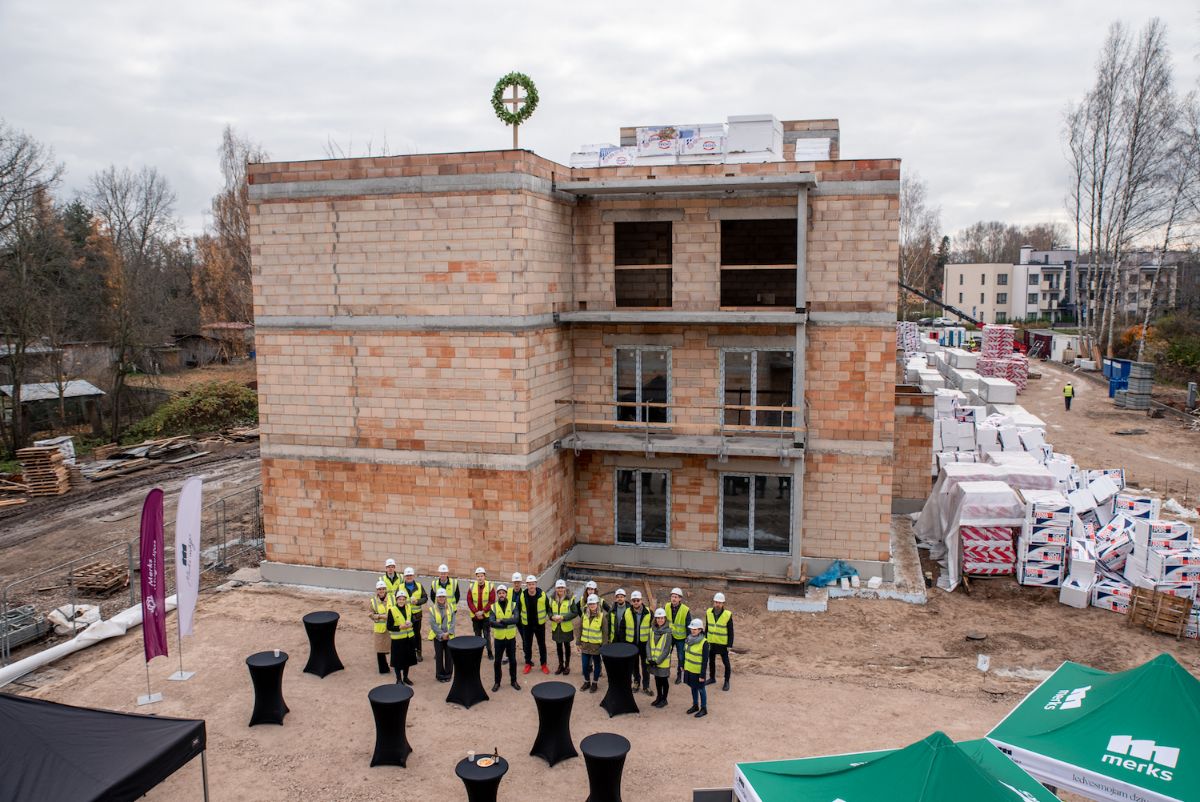 Atzīmēti projekta “Merks Magnolijas” spāru svētki