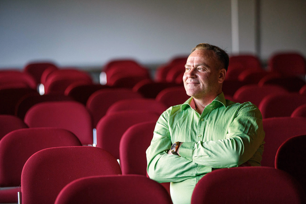 Skrienot līdzi laikam, nepazaudēsim pamatvērtības