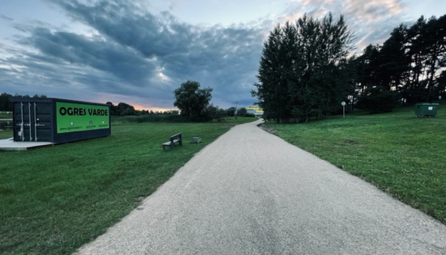 Ogrē labiekārto vecupes pludmali