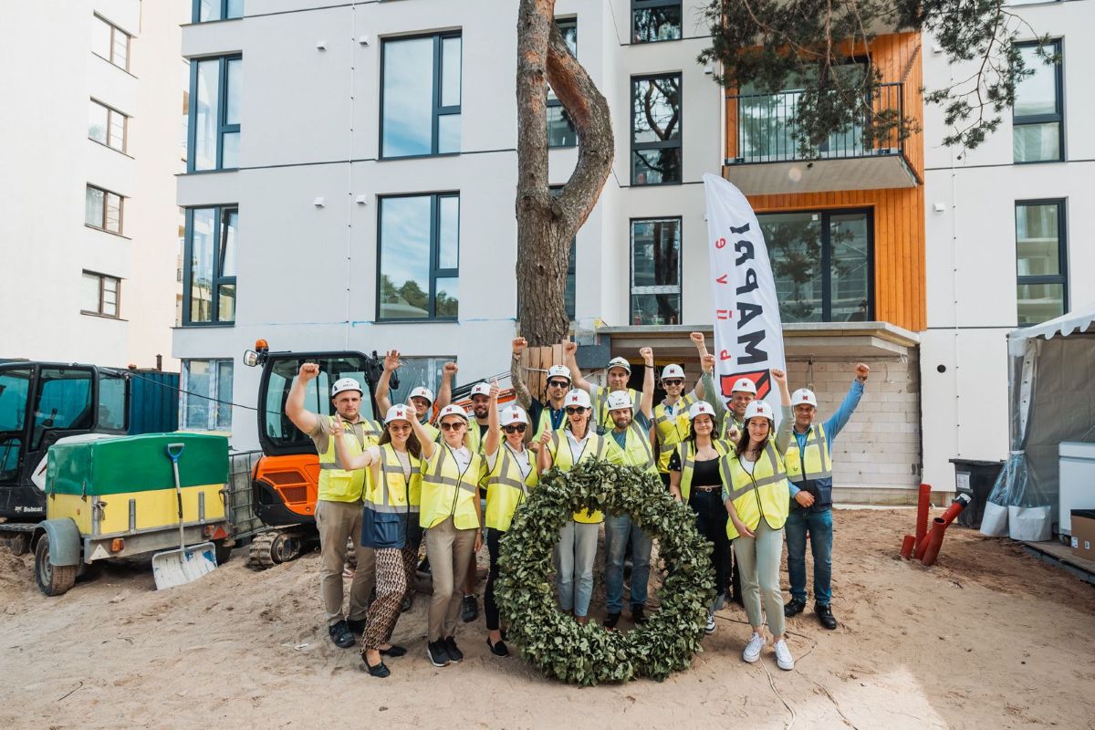 Projektā “Parka Kvartāls” nosvinēti spāru svētki