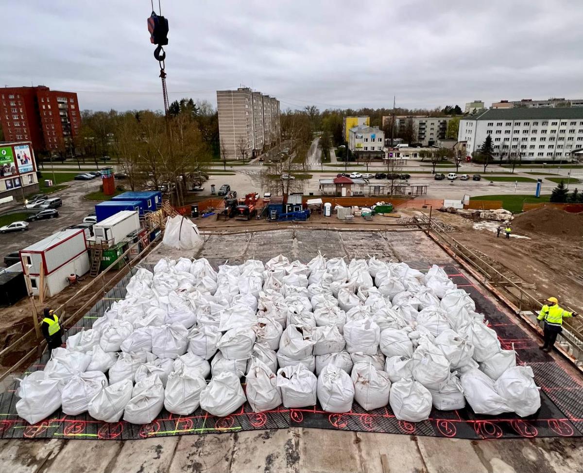 Pārbaudīta Salaspils kultūras nama jumta konstrukciju noturība