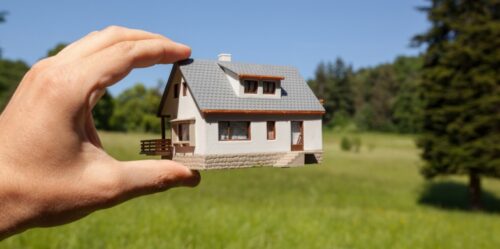 Daudzbērnu ģimenēm pieejams plašāks atbalsts mājokļa iegādei vai būvniecībai