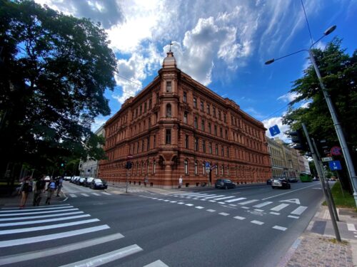 VNĪ izsludina atkārtotu iepirkumu par Ģenerālprokuratūras ēkas pārbūvi Rīgā