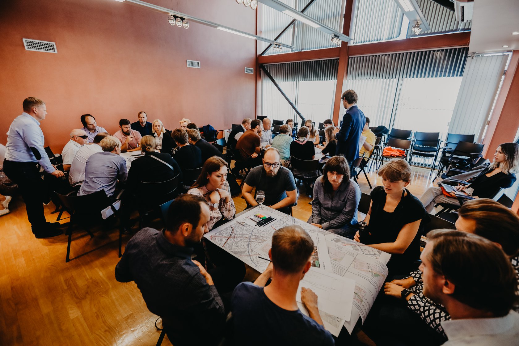 Vērtēs labākos risinājumus dzelzceļa šķērsošanai Daugavas kreisajā krastā