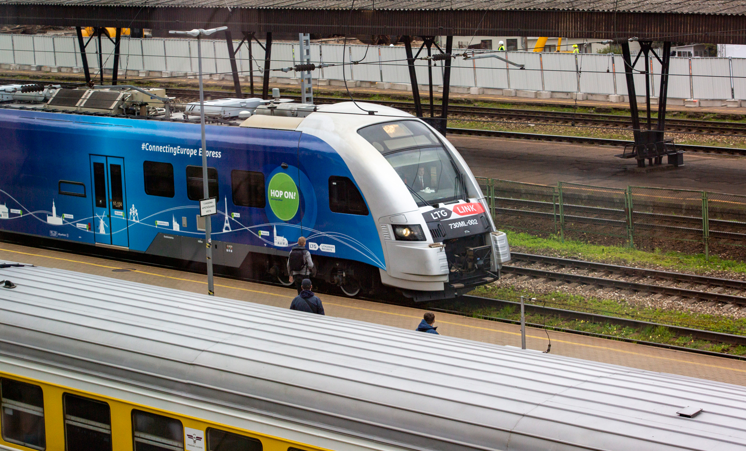 “Rail Baltica” atklās pa posmiem